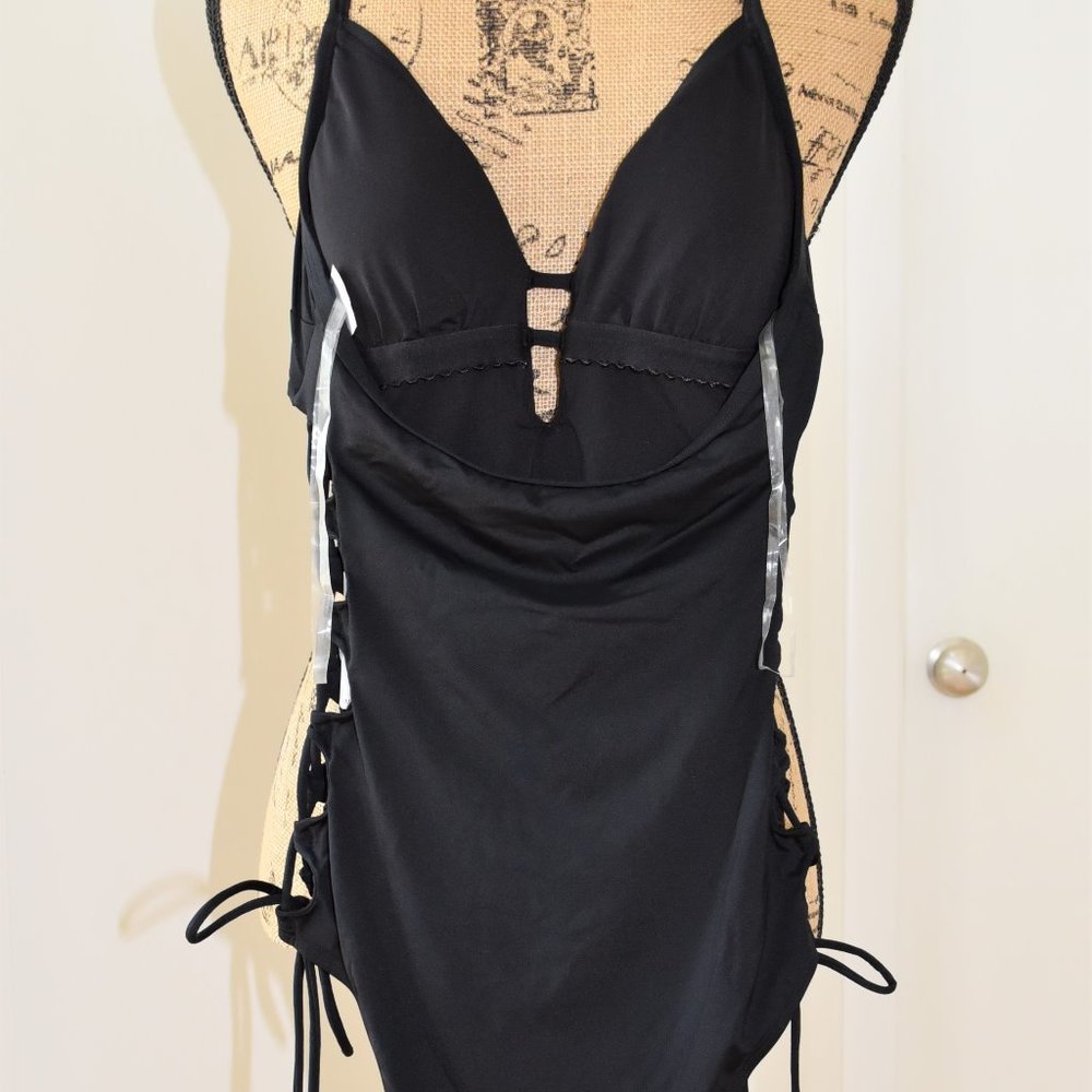NEW! LAUNDRY Shelly Segal lace up plunge swimsuit - Picture 5 of 12